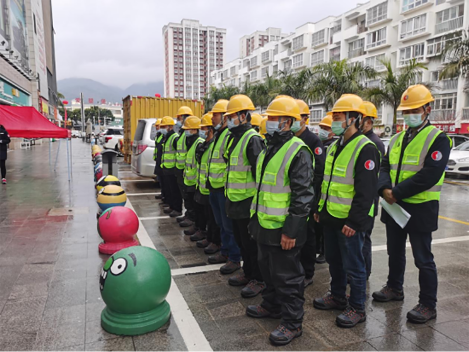 防患于未“燃”  隆阳住建开展燃气泄漏应急演练284.png