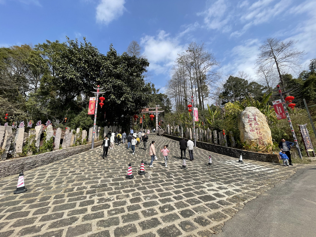 新春走基层 欢喜过大年 春到司莫拉2.jpg