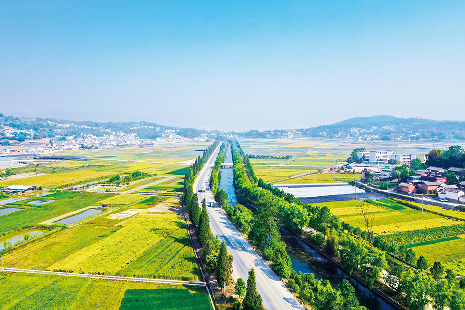 门前山水秀   都市野趣浓 ——昌宁县山水田园城市建设综述 